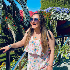 Meet your Posher, Amina